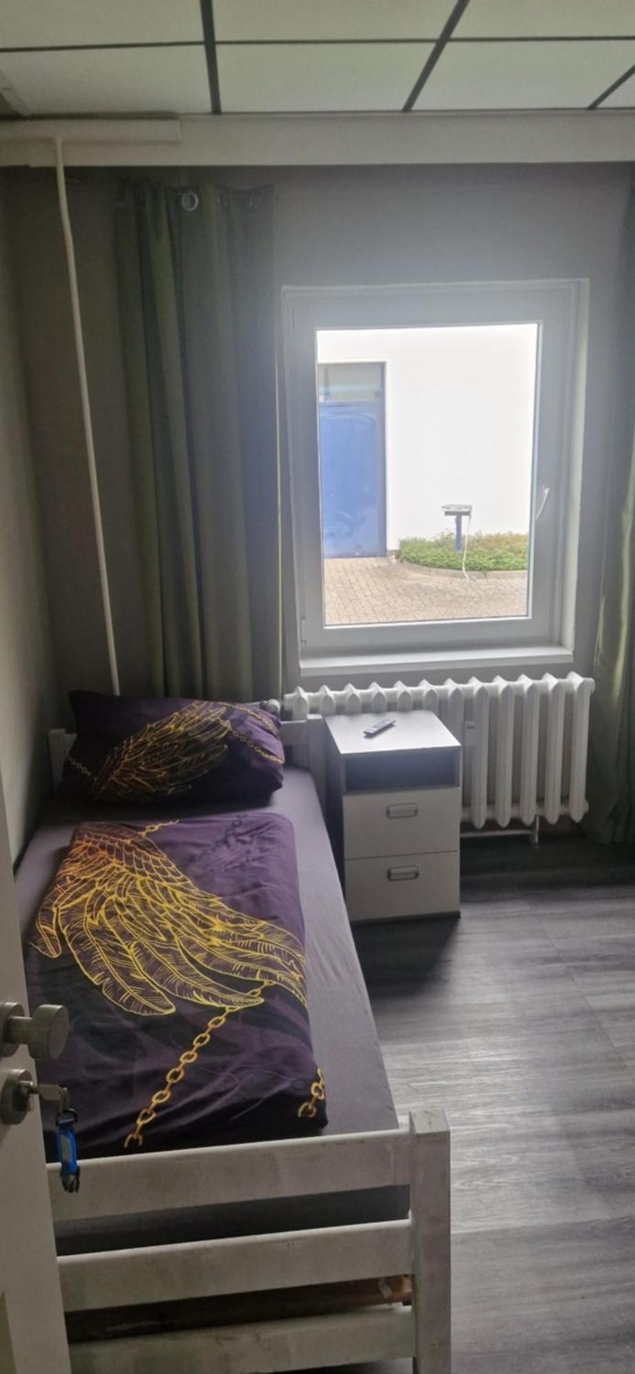 M&r Hostel *